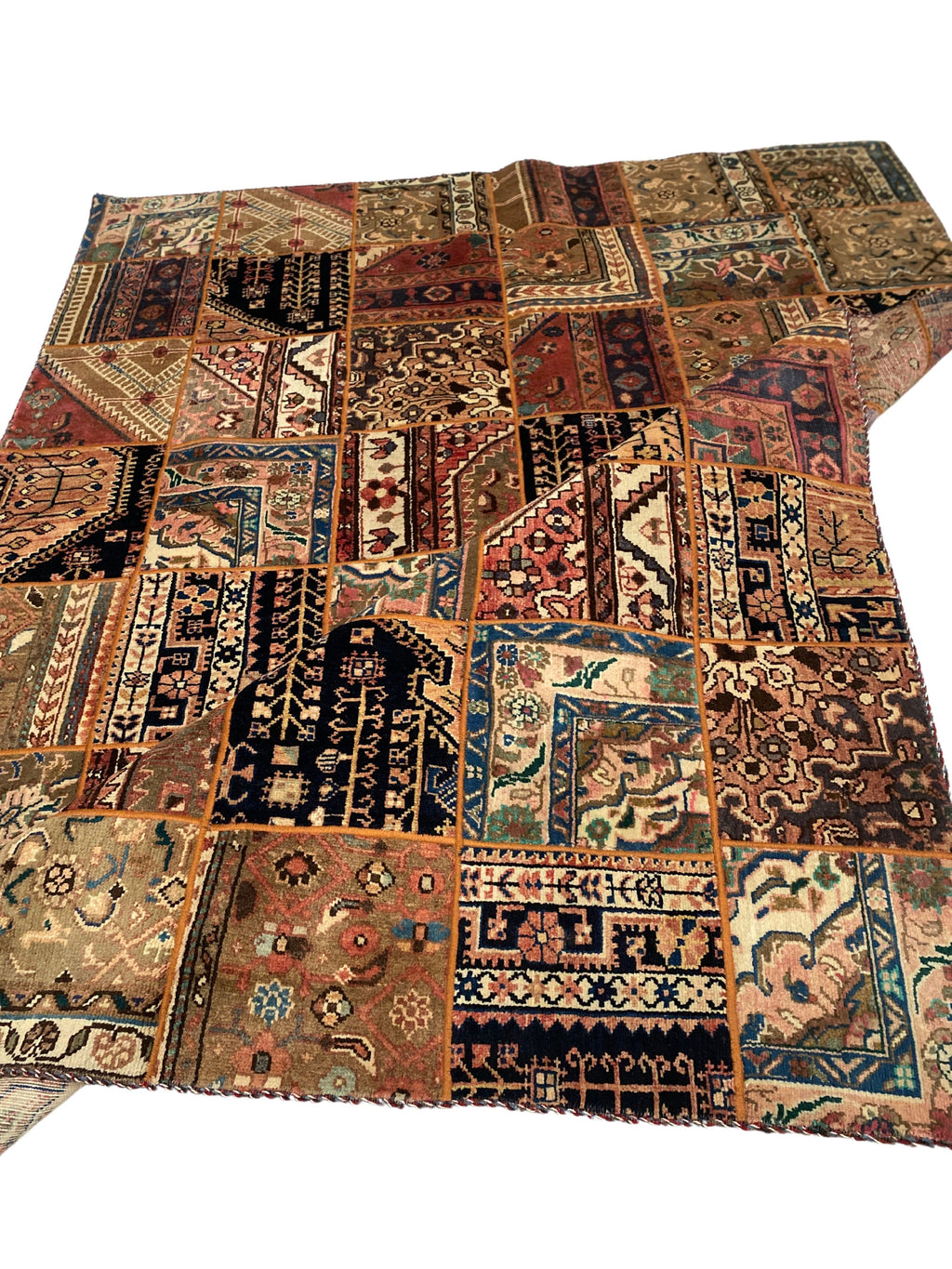 Großer Patchwork Teppich, handgeknüpftes Unikat – Ansicht 10