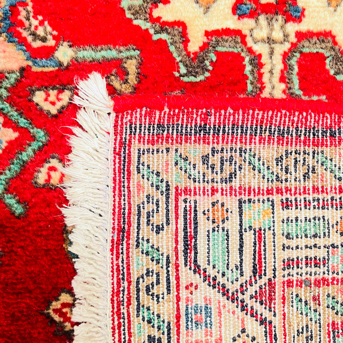 Orientteppich Rot Weiß Medaillon, handgeknüpftes Unikat – Ansicht 9