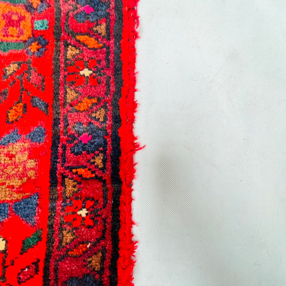 Orientteppich Rot Blau Medaillon aus Wolle, handgeknüpftes Unikat – Ansicht 10