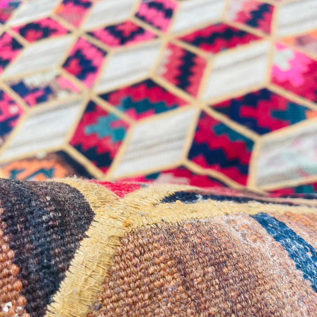 Patchwork Teppich 3D-Würfelmuster, handgefertigtes Unikat – Ansicht 7